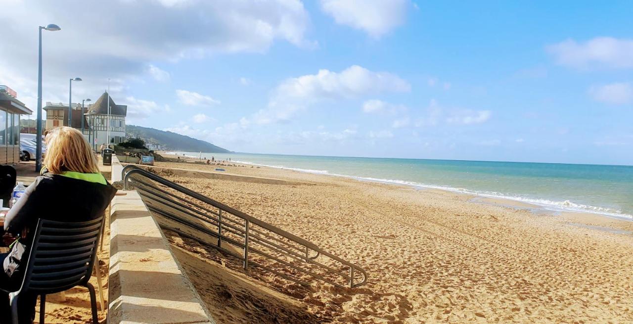 Appartement Villers Sur Mer Bagian luar foto